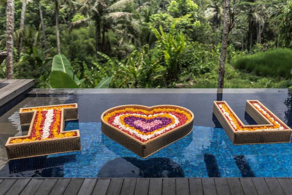 private pool