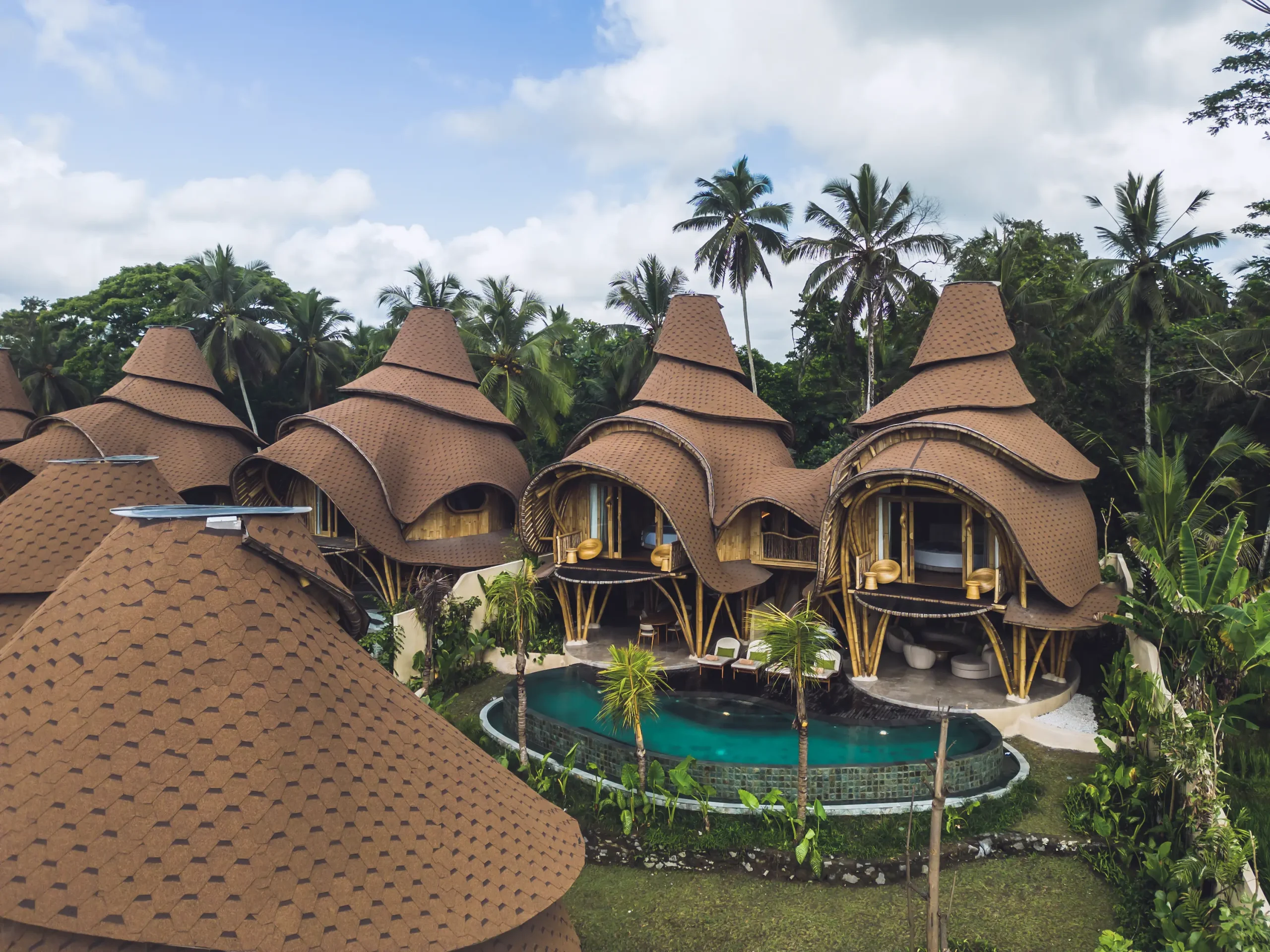 Small Luxury Hotel vs 5-Star Resort: Which Fits Your Trip