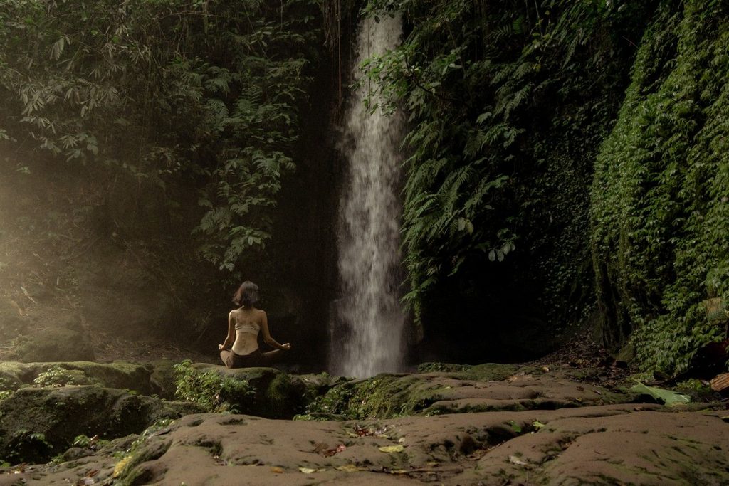 manuaba waterfall